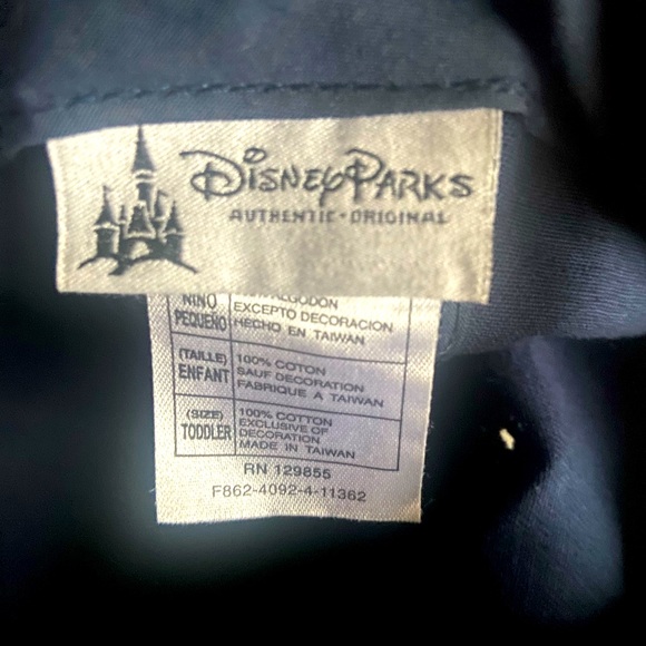 Disney Mickey Mouse ball cap with ears & attach your sunglasses, not incl. - Picture 3 of 3